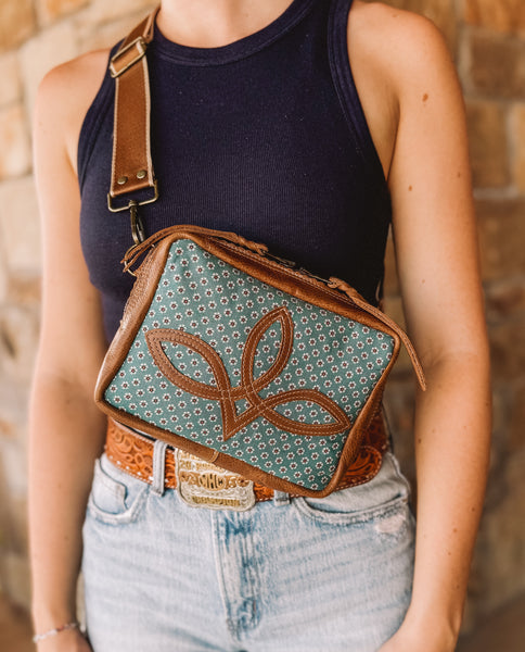 Cowgirl Lu Bag 41